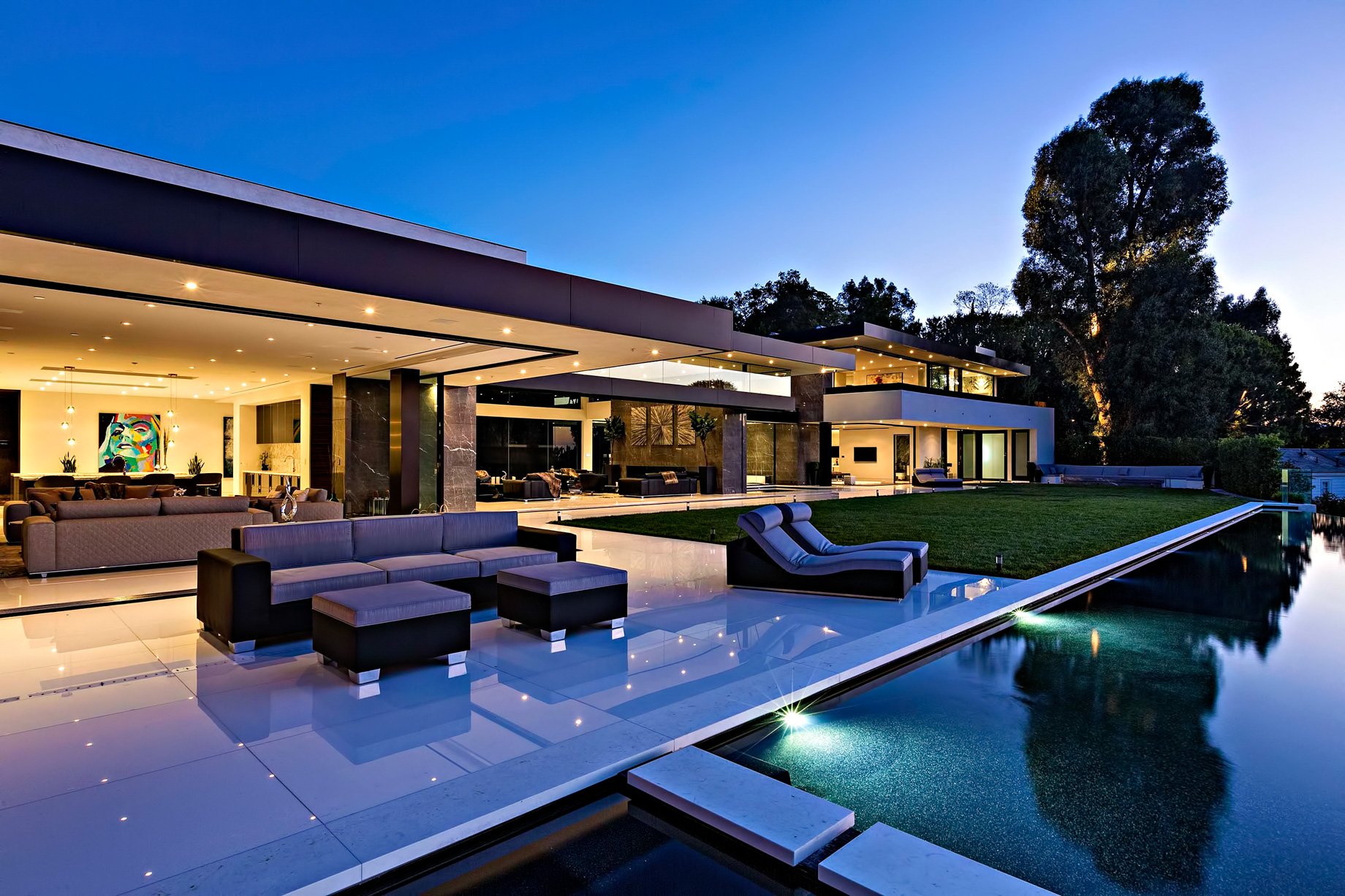 Stradella — Bel Air estate at dusk — Roderick Builders California
